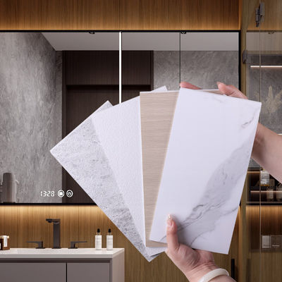 Panneau mural SPC feuille de marbre PVC pierre plastique planche sans couture pour la douche et salle de bain